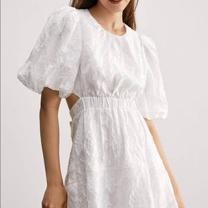 Perfect white dress!